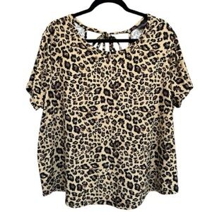 "Discreet" Leopard Print Rear-Tie Short Sleeve Top - Tan and Black Size 3X